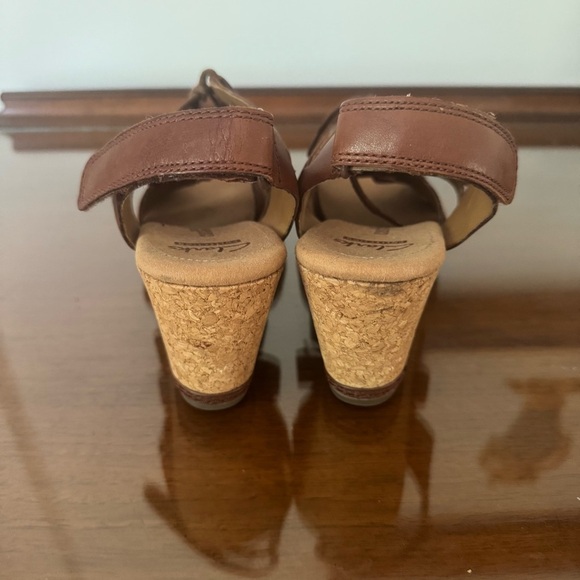Clarks Tan Leather Wedge Sandals - Picture 6 of 7
